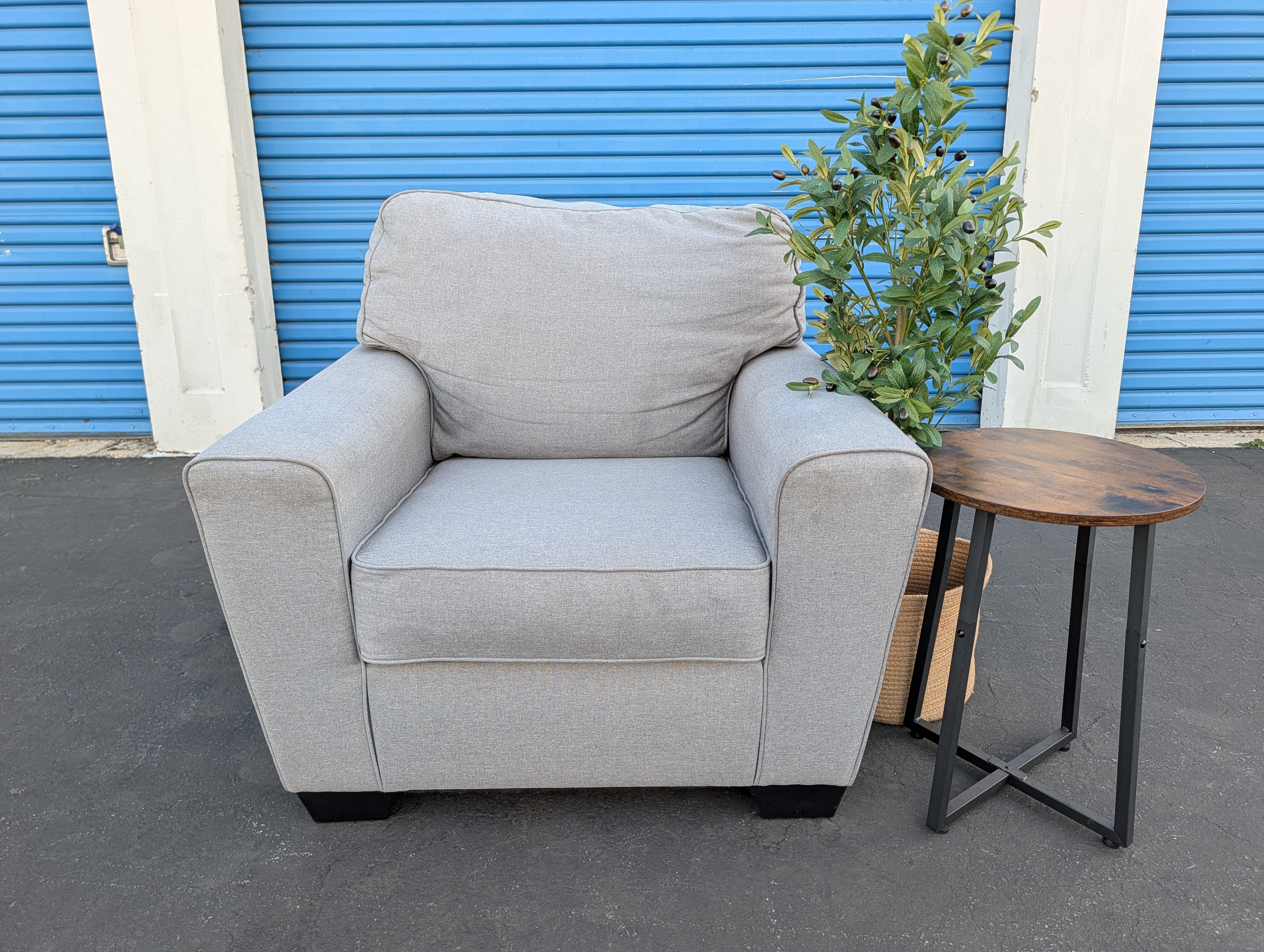 Ashley Gray Sectional — extra 2  alternate configuration