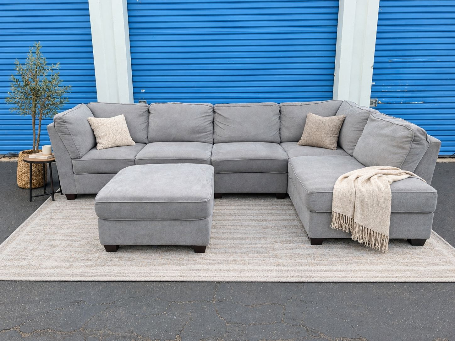 Thomasville 6 Piece Sectional