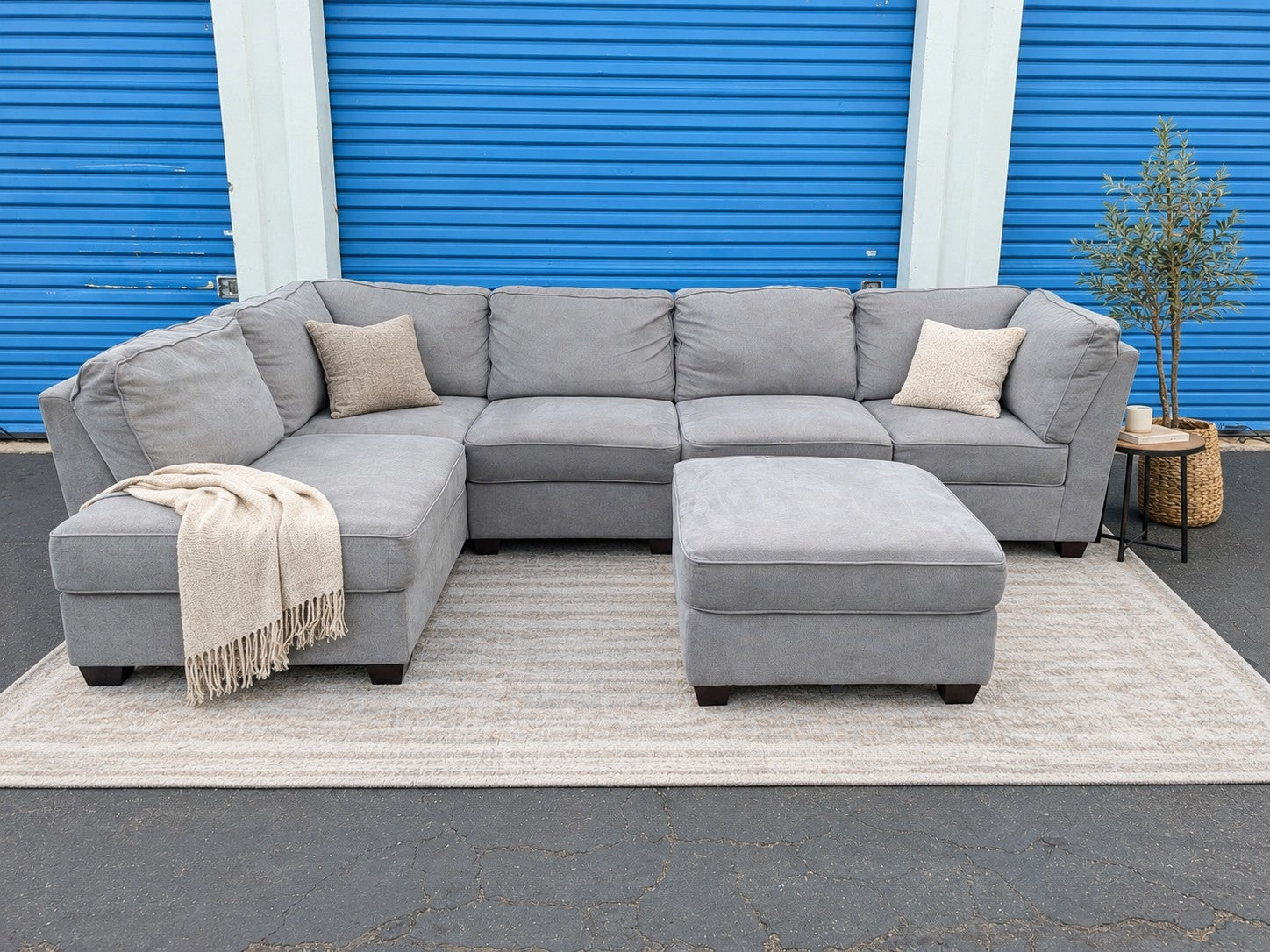 Thomasville 6 Piece Sectional