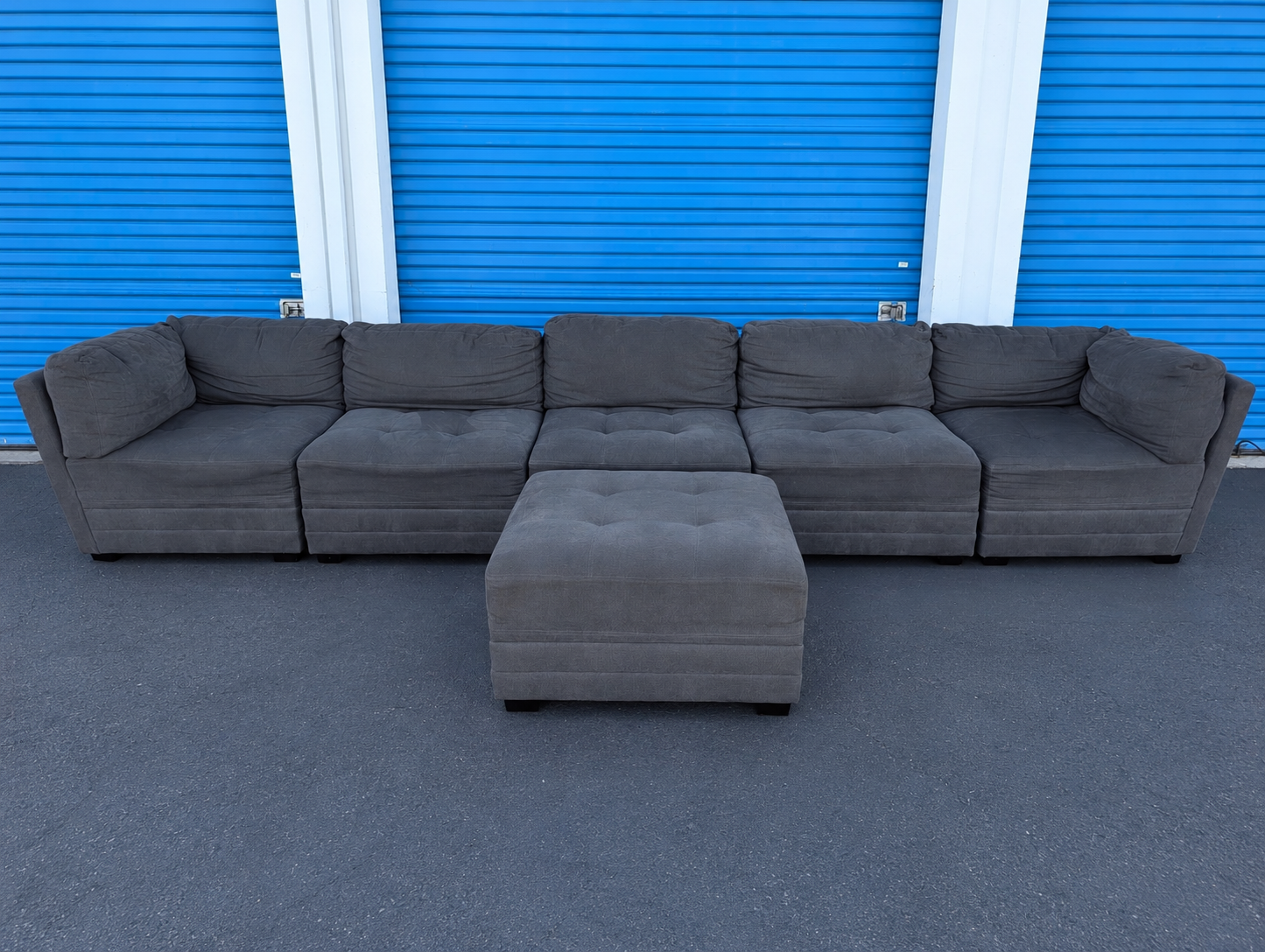Initial acquisition photo for 10.06.26 Thomasville 6 Piece Sectional