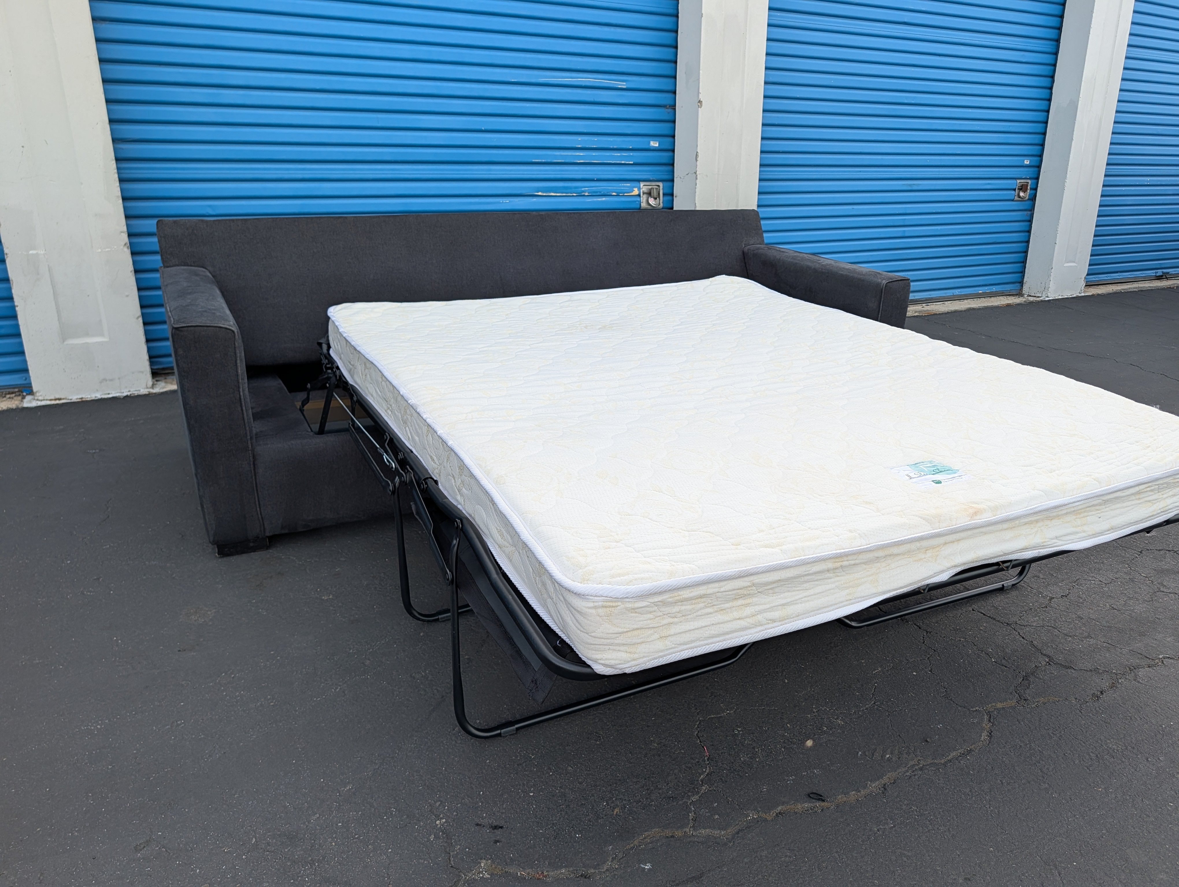 Black Reversible Sleeper Sofa